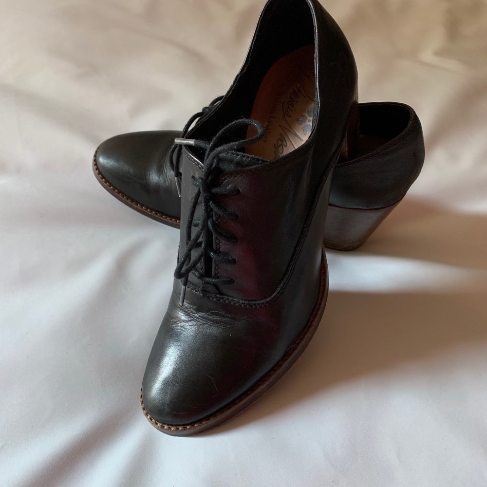 Patricia Nash black shoes